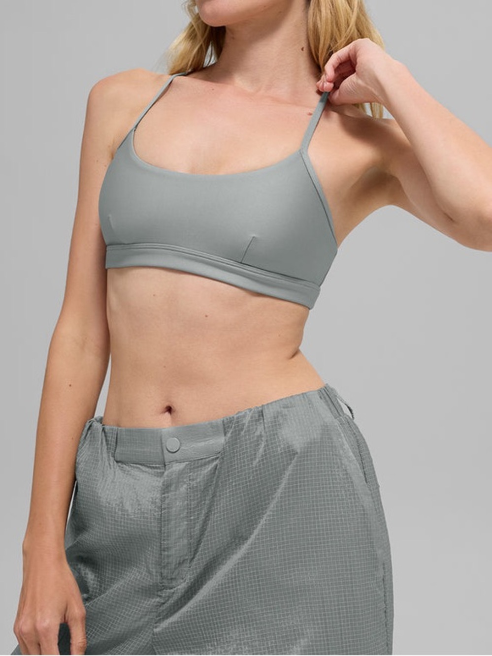 ALO Yoga Lunar Grey Airlift Intrigue Sports Bra Size Small
